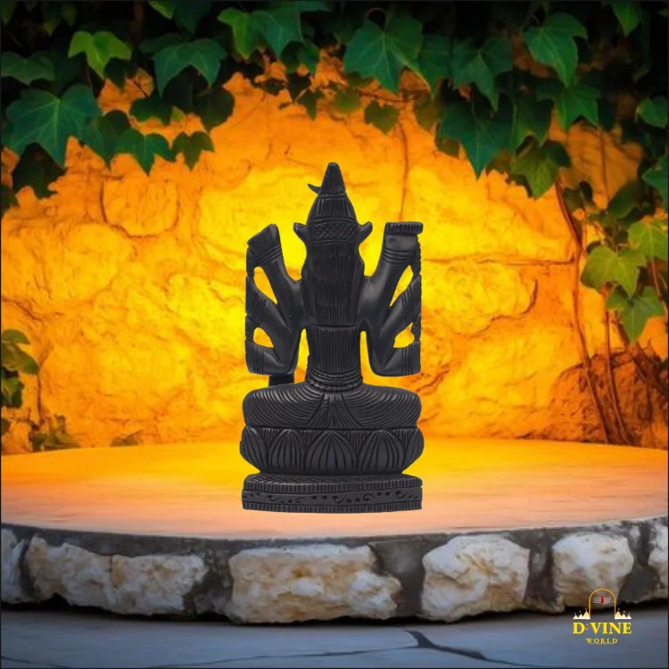 Karungali Varahi Amman Statue